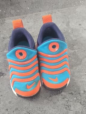 Nike Kids Slip-On Sneakers in Bright Blue and Orange